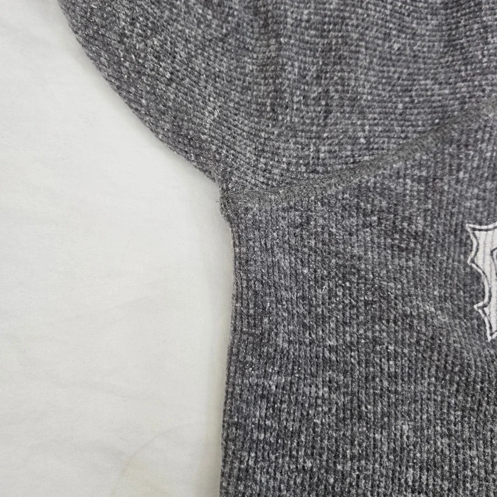 Billabong Thermal Shirt Mens Medium Grey Waffle Knit Long Sleeve 1973 Graphic‎ T